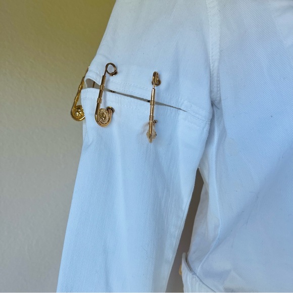 Rare! Versus Versace White Denim Jacket with Gold Lion Buttons, Sz 44 NWOT - Picture 4 of 16